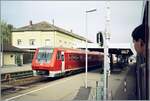 Aus Blick aus dem Fenster des  Kleber-Express  in Aulendorf erlaubte ein Bild des DB 611 536-4 der hier endet zu bekommen.