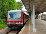 Im Hbf Trier steht 928 488-6 / 628 488-9 als RE 14 (DeLux-Express) zur Abfahrt nach Luxembourg bereit.