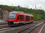 Der Dieseltriebwagen 640 010-4 (9580 0 640 010-4 D-DB Abp) ein Alstom Coradia LINT 27 der DreiLnderBahn als RB 95  Sieg-Dill-Bahn  Au/Sieg - Siegen  -Dillenburg, am 27.04.2014 kurz vor der Einfahrt
