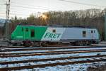 auslaendische-loks/405086/sehr-ungewoehnlich-in-betzdorfdie-akiem-fret 
Sehr ungewöhnlich in Betzdorf....
Die Akiem FRET 437012 (91 87 0037 012-8 F-AKIEM) ist am 06.02.2015 in Betzdorf/Sieg abgestellt. 
Die Mehrsystemlok Alstom Prima EL3U/4 wurde 2004 unter der Fabriknummer FRET T 012 von Alstom gebaut und an die Fret SNCF geliefert
