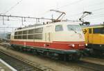 Am 24 Oktober 1998 wartet 103 245 in Venlo auf deren nächste Einsatz.