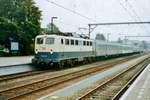 br-110-e10/569275/db-110-132-treft-mit-ein DB 110 132 treft mit ein RB in Venlo ein, 2 Juli 1999.