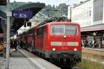 111 012 mit Dosto-Zug in Ulm am 06.08.2022.