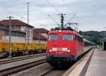 br-115-db-autozug/437443/db-ic-zrich-stuttgart-mit-der-115 DB: IC Zrich-Stuttgart mit der 115 383-2 bei der Einfahrt Rottweil am 18. Juni 2015.
Foto: Walter Ruetsch