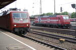 br-145-traxx-f140-ac/768059/120-154-0-und-145-cl-014 120 154-0 und 145 CL 014 von HGK in Ulm am 12.05.2006.