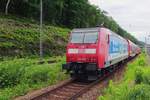 br-1460-traxx-p160-ac1/787328/am-9-juni-2022-schiebt-146 Am 9 Juni 2022 schiebt 146 017 ein S-Bahn aus Bad Schandau nach Dresden.
