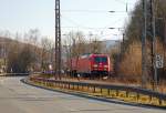 br-1462-traxx-p160-ac2/484836/die-185-351-4-91-80-6185 
Die 185 351-4 (91 80 6185 351-4 D-DB) der DB Schenker Rail Deutschland AG, kommt am 27.02.2016 in Grevenbrück mit einem 'Winner'-Ganzzug um die Kurve.