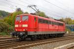 
Die 151 149-2 (91 80 6151 149-2 D-DB) der DB Schenker Rail Deutschland AG am 17.10.2015 in Kreuztal, hier fährt sie vom Rangierbahnhof zum Abstellbereich. 

Die Lok wurde 1977 von Krauss-Maffei in München unter der Fabriknummer 19817 gebaut, der elektrische Teil ist von Siemens.