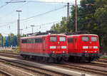   Zwei Schwestern nebeneinander abgestellt am 11.09.2016 in Kreuztal, die 151 049-4 und die 151 189-0 der der DB Cargo Deutschland AG.