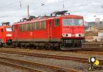   Die 155 204-1 (91 80 6155 204-1 D-DB) der DB Schenker Rail Deutschland AG, ex DR 250 204-5, ist am 24.12.2015 in Kreuztal abgestellt.