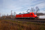 Die 185 052-8 (91 80 6185 052-8 D-DB) der DB Cargo AG fhrt am 22.02.2023 fhrt auf Tfzf (Triebfahrzeugfahrt) durch Rudersdorf (Kr.
