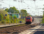 br-1852-traxx-f140-ac2/608388/das-naechste-signal-zeigt-noch-hp 
Das nächste Signal zeigt noch Hp O, so muss die 185 371-2 mit ihrem gem. Güterzug noch stark bremsen vor dem Bahnhof Bonn-Beul am 20.04.2018.