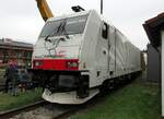 br-186-traxx-f140-ms/814581/186-443-von-lokomotion-91-80 186 443 von Lokomotion (91 80 6 186 443-8 D-LM) im Bahnpark Augsburg am 11.10.2015.