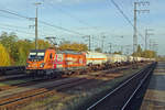 br-187-traxx-f140ac3-lm/679784/hsl-187-500-treft-mit-ein HSL 187 500 treft  mit ein Gaskesselwagenzug am 8 November 2019 in Emmerich ein.