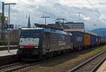 Die 189 091-2 (Siemens ES 64 F4 - 991) der ERS Railways (eine MRCE Dispolok) fhrt am 13.04.2013 mit einem Containerzug durch den Hbf Koblenz in Richtung Kln.