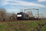 br-189-siemens-es64f4/730825/kurzer-kesselwagenzug-mit-mrce-189-093 Kurzer Kesselwagenzug mit MRCE 189 093 durchfahrt am 30 März 2021 Boxtel.