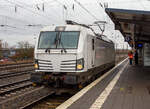 Die „weie“ an die TX Logistik AG (Bad Honnef) vermietete Siemens Vectron MS 193 582 (91 80 6193 582-4 D-ATLU) der Alpha Trains Luxembourg s..r.l.