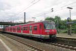 S-Bahn mit 420 782 hlt am 30 Mai 2014 in Mainz Bischofsheim.