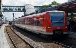   425 209-9 gekuppelt mit einem weiteren der S-Bahn RheinNeckar als S1 nach Homburg(Saar) Hbf und Kaiserslautern Hbf am 31.05.2014 beim Halt im Hbf Neustadt a d.