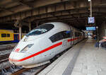 Der ICE 3 - Tz 311 „Wiesbaden“  (403 011-0 / 403 511-9) steht, als ICE 1009 (Hamburg-Altona – Berlin – Erfurt), am 16 Mai 2022 im Hauptbahnhof Hamburg zur Weiterfahrt bereit.