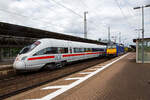 Der 7-teilige ICE T (411 509 / 411 009) Tz 1109 „Güstrow“ der DB Fernverkehr AG errecht am 14 Mai 2022, als ICE 777 (Ostseebad Binz - Rostock Hbf - Hamburg Hbf - Hannover Hbf –