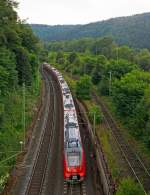 Von oben - 442 256 und 442 259 (Zwei gekuppelte 4-teilige Talent 2) haben am 05.07.2012 als RE 9 (rsx - Rhein-Sieg-Express) Siegen - Kln - Aachen den Bahnhof Betzdorf (Sieg) in Richtung Kln