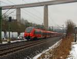 re-9-rhein-sieg-express/250920/442-755--255-und-442 442 755 / 255 und 442 259 / 759 (Zwei gekuppelte 4-teilige Talent 2) als RE 9 - Rhein Sieg Express (RSX) Aachen - Kln - Siegen, haben hier am 25.02.2013 gerade die 105 m hohe Siegtalbrcke (A45) unterquert und fahren weiter in Richtung Siegen. 