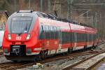 
Aufgrund einer technischen Störung am Zug, fuhr der vierteilige Bombardier Talent 2  (442 756 / 442 256) der DB Regio NRW, als RE 9  - Rhein Sieg Express (RSX) Aachen - Köln - Siegen, mit über 25 Minuten Verspätung in den Bahnhof Betzdorf/Sieg ein.