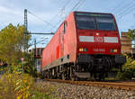 re-9-rhein-sieg-express/677958/die-146-005-4-91-80-6146 
Die 146 005-4 (91 80 6146 005-4 D-DB) der DB Regio NRW verlässt am 26.10.2019, mit dem RE 9 (rsx - Rhein-Sieg-Express) Aachen - Köln - Siegen, den Bahnhof Betzdorf/Sieg in Richtung Siegen.