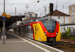 
Der ET 353 (94 80 1440 353-9 D-HEB / 94 80 1441 853-7 D-HEB / 94 80 1440 853-8 D-HEB) ein dreiteiliger Alstom Coradia Continental der HLB (Hessische Landesbahn) steht am 05.10.2020, als RE 9 nach Betzdorf (Sieg)  rsx / Rhein-Sieg-Express  , im Hbf Siegen zur Abfahrt bereit.

Zurzeit ist die Strecke zwischen Betzdorf und Wissen wegen Bauarbeiten gesperrt.