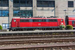 Die 111 079-0 (91 80 6111 079-0 D-DB) der DB Regio Baden-Württemberg (vermietet an die DB Regio NRW) steht am 23.04.2011 als Schublok von RE 9 (Rhein-Sieg-Express) Siegen-Köln-Aachen im