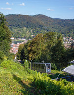   Heidelberger Bergbahnen - Der Wagen 1 der unteren Bergbahnstrecke begint seine Talfahrt von der Station Molkenkur (am 30.08.2015).