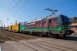 Die an die TX Logistik AG (Bad Honnef) vermietete Siemens Vectron AC 193 252 „We love to Connect“ (91 80 6193 266-4 D-ELOC) der European Locomotive Leasing, fährt am 25.03.2021 mit einem KLV-Zug über die Siegstrecke (KBS 460) durch Niederschelden in Richtung Siegen.

Die Siemens Vectron AC  wurde 2016 von Siemens Mobilitiy in München-Allach unter der Fabriknummer 22026 gebaut. Diese Vectron Lokomotive ist als AC – Lokomotive (Wechselstrom-Variante) mit 6.400 kW konzipiert und zugelassen für Deutschland, Österreich und Ungarn (D/A/H).