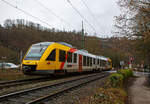 kbs-460-siegstrecke/762392/der-vt-259-95-80-0648 Der VT 259 (95 80 0648 159-1 D-HEB / 95 80 0648 659-0 D-HEB) ein Alstom Coradia LINT 41 der HLB (Hessische Landesbahn), passiert am 07.01.2022 den Bü 120,9 und erreicht nun den Bahnhof Kirchen (Sieg). Er fährt als RB 90 'Westerwald-Sieg-Bahn' die Verbindung Limburg a. d. Lahn - Westerburg - Altenkirchen – Au (Sieg) – Siegen – Kreuztal.