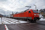 kbs-460-siegstrecke/800822/die-152-087-3-91-80-6152 Die 152 087-3 (91 80 6152 087-3 D-DB) der DB Cargo AG fährt am 21.01.2023 mit einem Ethylendichlorid (Gefahrgut-Nr. 336/1184) beladenen Kesselwagenzug durch Niederschelden (Sieg) in Richtung Siegen.

Die Siemens ES64F wurde 2000 noch von Krauss-Maffei in München-Allach unter der Fabriknummer 20214 gebaut.