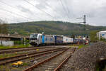 Die fr die Rurtalbahn Cargo GmbH fahrende Vectron 193 816-6 (91 80 6193 816-6 D-Rpool) der Railpool GmbH (Mnchen) fhrt am 11.05.2023 mit einem KLV-Zug durch Niederschelden in Richtung Kln.