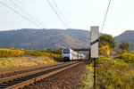   Goldener Herbst: Der fünfteilige SÜWEX Stadler FLIRT 3 - 429 622 / 429 122 als RE 1   Südwest-Express  gekuppelt mit dem dreiteiligem CFL Stadler KISS 2301 als RE 11  DeLux-Express 