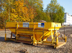   Schotteraufbau für den Gleiskraftwagenanhänger KLA06 (mit Auffahrrampe), Kleinwagen 06 0021 5, der Hering Bau GmbH & Co.