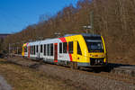 Der VT 503 (95 80 1648 103-7 D-HEB / 95 80 1648 603-6 D-HEB) der HLB (Hessische Landesbahn GmbH), ein Alstom Coradia LINT 41 der neuen Generation, verlässt am 01.03.2021, als RB 95   Sieg-Dill-Bahn  (Siegen – Dillenburg), den Bahnhof Dillbrecht in Richtung Haiger.