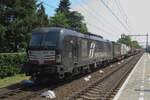 Ein Italiäner in die NL! Mercitalia rail schickt manchmal ein Vectron für DB-Cargo Einsätze, wie am 23 Juli 2021. Am diesen tag ist 193 705 Zugkraft beim durchfahren von Tilburg-Reeshof.