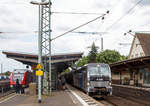 
Die an die VTG Rail Logistics Deutschland GmbH vermietete Railpool 193 825  Monika  (91 80 6193 825-7 D-Rpool) fährt am 16.06.2017 mit einem Kesselwagenzug durch den Bahnhof Andernach in Richtung Norden. 

Die Siemens Vectron AC wurde 2016 von Siemens in München unter der Fabriknummer 22055 für die Railpool GmbH in München gebaut. Die AC-Lok mit einer Leistung 6.4 MW hat die Zulassung in Deutschland und Österreich für eine V max 200 km/h. 