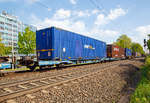 8-achsiger Niederflur-Containertragwagen (Megafret) 33 68 4909 417-0 D-AAEC der Gattung Sffggmrrss 38 der AAE Cargo AG (heute zur VTG), beladen mit zwei 40‘ Containern, am 30.04.2019 im