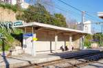 
Bahnhofsambiente und -impressionen im Bahnhof Marseille-Blancarde am 26.03.2015. Hier des Wartehäuschen am Gleis 1 a (Voie 1 bis).