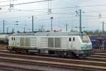
ie Akiem 75102 (92 87 0075 102-9 F-AKIEM) ist am 24.03.2015 bei Muhlhouse (Mlhausen) abgestellt. Die Aufnahme konnte ich aus einem Zug heraus machen. 

Die Alstom Prima DE33 B AC (BB 75000) wurde 2009  von Alstom fr die Fret SNCF gebaut und als 475102 geliefert. Im Jahr 2011 wurde sie an die SNCF Tochtergesellschaft Akiem S.A.S. bertragen. 