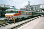 bb-15000-nez-cass/697223/sncf-15018-verlaesst-am-26-juli SNCF 15018 verlässt am 26 JUli 1998 Luxembourg mit ein EC nach Basel.