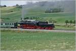 br-5280-reko/819043/30-ans-conifer-30-jahre-conifer 30 ANS CONI'FER /30 Jahre Coni'Fer - Kurz vor Le Touillon ist die Coni'Fer 52 8163-9 mit dem 12 Uhr Zug auf der Fahrt von Les Hôpitaux Neufs nach Fontaine Ronde. 
Bis zur Eröffnung des Mont d'Or Tunnel von Vallorbe (CH) nach Longevilles (F) und in der Folge der Strecke bis Frasne im Jahre 1915 verlief der internationale Verkehr über die nun von der Coni'Fer wierder z.Z instant gestellten Strecke Vallorbe - Pontarlier -(Frasne). 

15. Juli 2012