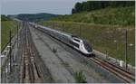tgv-euroduplex-2n2-tz-4701-4730-u-801-825/666117/zwei-euroduplex-sind-tgv-9898-von Zwei Euroduplex sind TGV 9898 von Marseille nach Frankfurt unterwegs und erreichen Belfort Montbéliard TGV.

6. Juli 2019