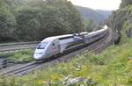 tgv-pos-tz-4401-4419/739803/sncf-tgv-nr4402-derzeit-schnellster-tgv SNCF TGV Nr.4402 derzeit schnellster TGV auf der Geislinger Steige am 26.06.2012.