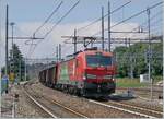 Die DB 193 357 fährt mit einem Güterzug durch den Bahnhof von Gallarate. 

23. Mai 2023