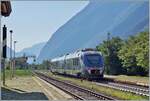 Der FS Trenitalia MD ALn 502 056  Minutto  (95 83 4502 056-3 I-TI) verlässt als Regionalzug von Aosta nach Ivrea den Bahnhof von Verres.
Leider wurden dann die Kürze zu erwartenden RV VdA Züge mit beträchtlichen Verspätenung bzw. gar als Ausfall angezeigt so dass wir unseren Weg in Richtung Mittelmeer fortsetzen mit der Idee ein anders Mal wieder hierher zu kommen. 

11. September 2023